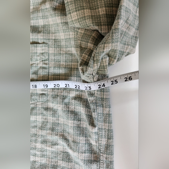 Flyshacker Clothing Co. Men's Long Sleeve Large Shirt - Picture 5 of 10